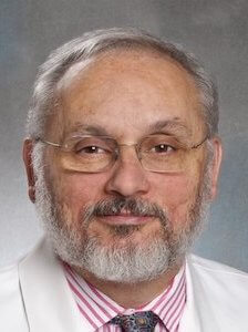 This is an image of Dr. Raphael Bueno, who specializes in treating pleural mesothelioma.